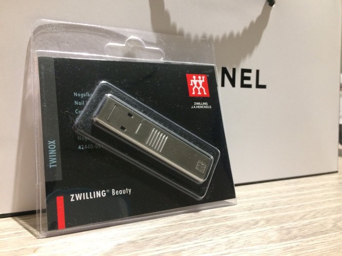 [新竹專櫃團購] 德國雙人牌 Zwilling 超薄指甲剪（含皮套），全新！