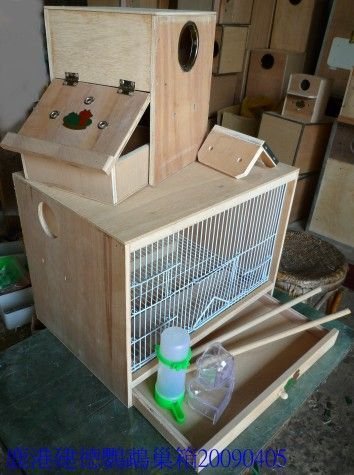 [鹿港建德鸚鵡巢箱]繁殖專用組-木箱組合系-1.4呎木箱(左掛)直式3號巢箱-[全配組合](不含草盤)