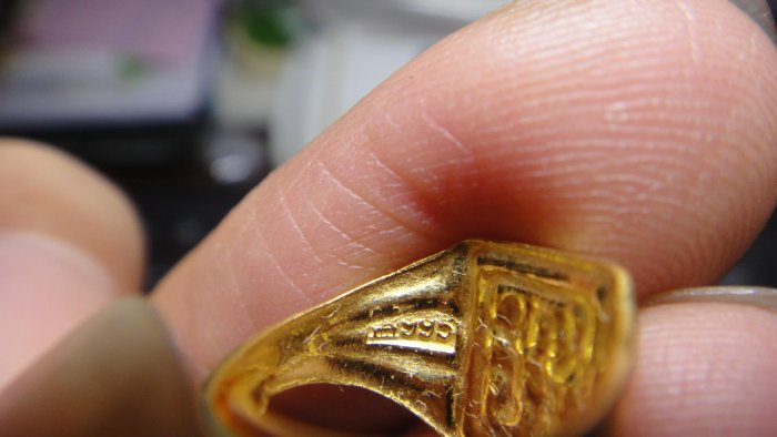 彌月嬰兒黃金戒指 24K 純黃金 千足金 純金 黃金指環 黃金戒子 黃金戒 金戒指 3.79g 二手黃金 二手 回收 流