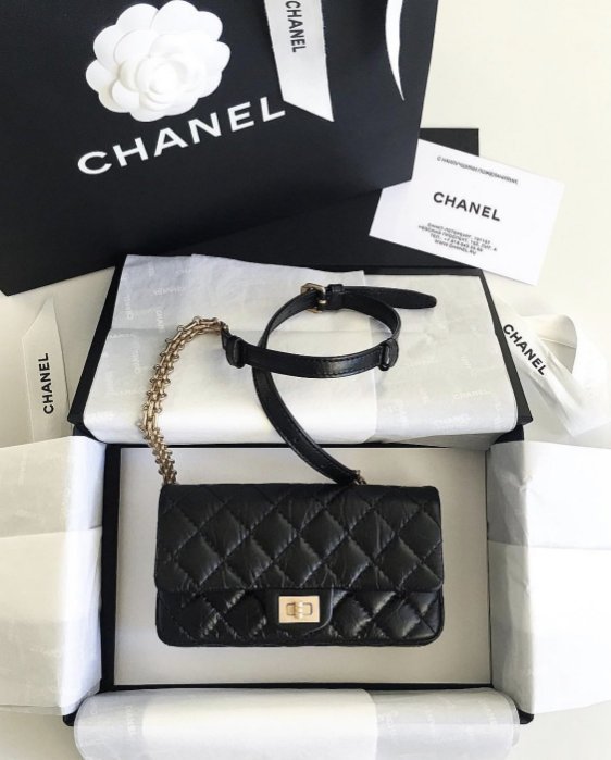 Chanel A57791 Chanel Bi Quilted Waist Bag 鍊帶腰包 2.55 黑金鏈