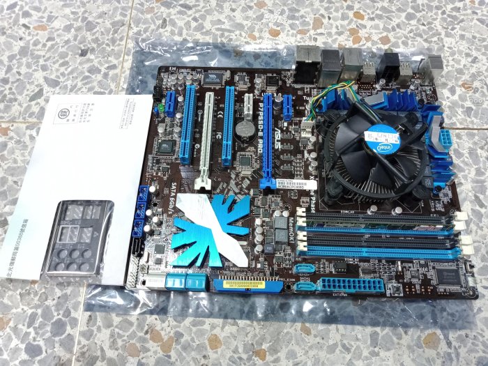 二手主機板ASUS P7P55D-E PRO i5-750 LGA1156