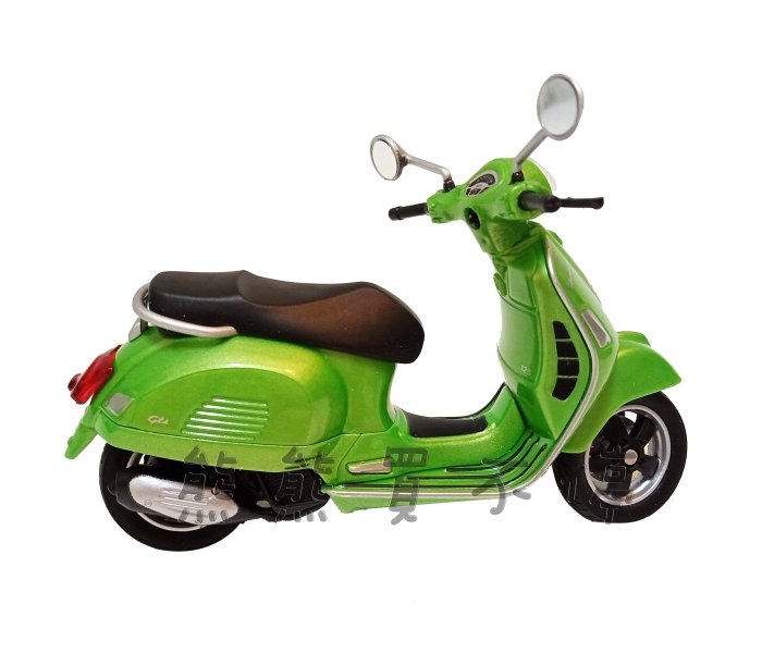 [在台現貨] 偉士牌 Vespa GTS 摩托車 125CC 2017年 綠色 機車 1/18 仿真 合金 摩托車模型