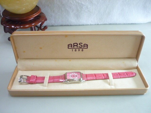 立堡珠寶精品交流~【ARSA】知性典雅古董機蕊腕錶(粉紅-28mm)  ARSA 降價出清