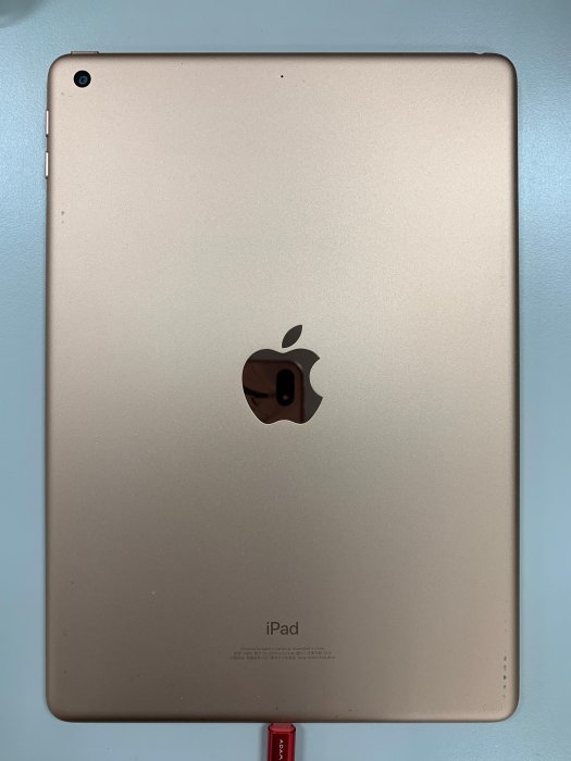 ipad6 金色 32g無傷換機賣給有緣人