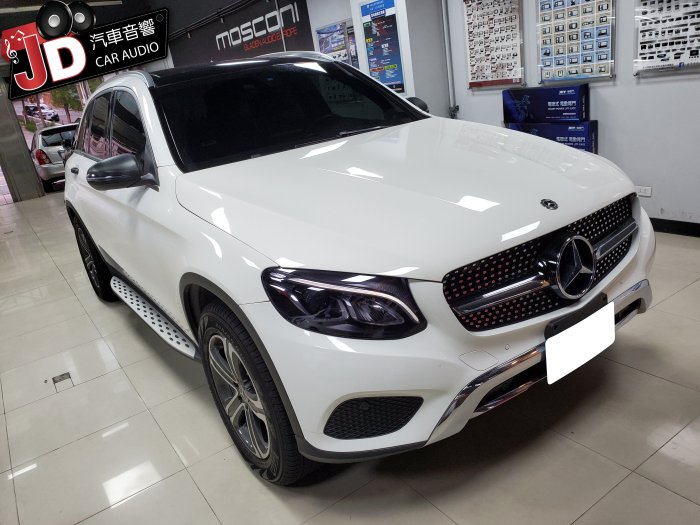 【JD汽車音響】實車安裝 賓士 BENZ GLC 2018 賓士C/GLC 12色氛圍燈 旋轉高音(實車安裝)即時通詢問