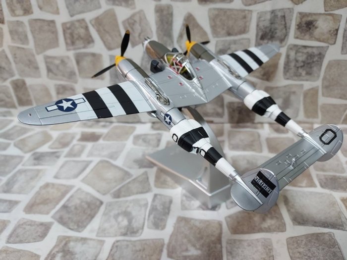 宗鑫 1/72 Corgi AA36616 Lockheed P38 J 閃電式雙引擎戰鬥機 美軍陸航隊塗裝