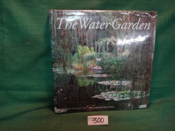 【愛悅二手書坊 01-15】The Water Garden