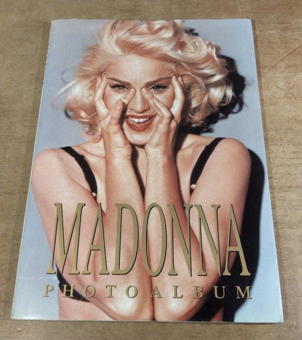 (日文書)MADONNA  PHOTO ALBUM│瑪丹娜寫真集JAPAN BOOK4896010000│六成新