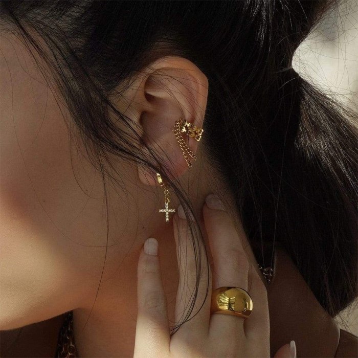 ELLIE VAIL 邁阿密防水珠寶 C型耳骨夾 金色鎖鍊耳環 Billy Chain Ear Cuff