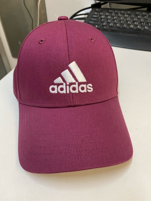 專櫃正品adidas 愛迪達酒紅色刺繡Logo棒球帽