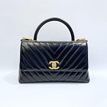 遠麗精品(板橋店) Y1254 chanel 黑金山形紋油蠟牛皮coco heandle 28