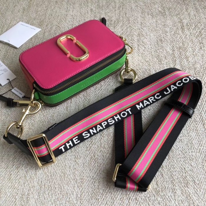 ╭☆包媽子店☆MARC JACOBS Snapshot 2019 新色復古小方包相機包~((NEW BAGS))