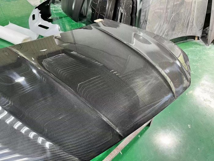 法克斯奥迪A6 S6 RS6 C8 抽真空碳纖維引擎蓋
