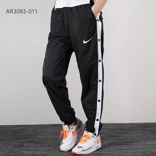 【熱賣精選】NIKE SPORTWEAR 運動褲 排扣 長褲 女裝 黑白 AR8-LK19156