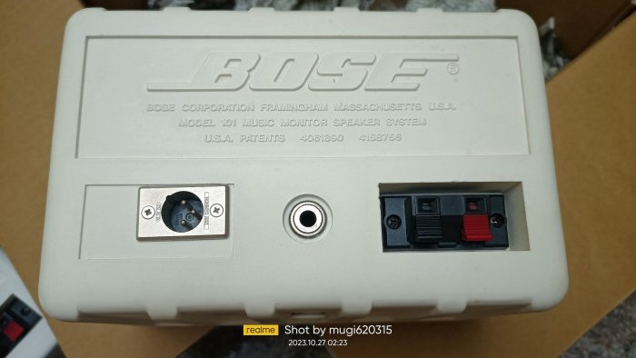 孟芬逸品日本原裝超稀有BOSE 101MM,稀有白色，單支價格，近全新，三種接駁方式