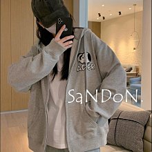 SaNDoN x『ADER』秋冬必買款 QQ毛設計立體小狗毛巾繡連帽刷毛設計連帽外套 231216