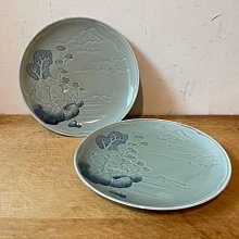 【一点會古美術】青瓷花卉盤一對 日本 陶器 餐具 裝飾 裝潢 擺飾 收藏 無底價