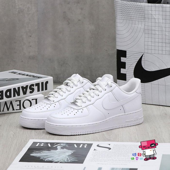 球鞋補習班 W NIKE AIR FORCE 1 07 LOW OG 女鞋 全白 鐵牌 低筒 白色 DD8959-100