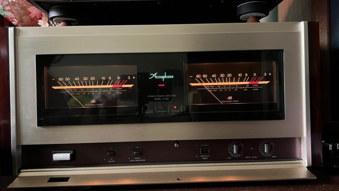 Accuphase P-800 擴大機