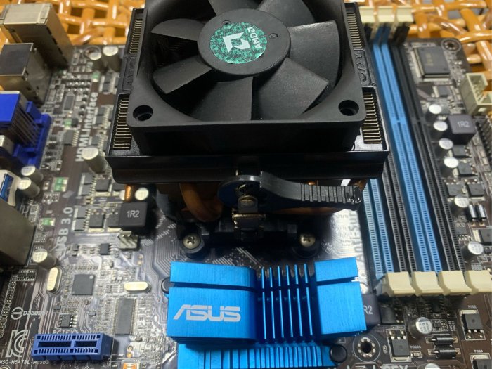 二手主機板 ASUS華碩M5A78L-M/USB3/ FX腳位 / DDR3 附擋板風扇含CPU AMD FX-8120