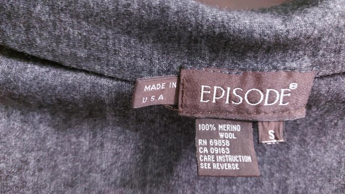 近新美國製（出清）品牌 EPISODE 100%美麗諾羊毛深灰色小外套（春秋冬加冷氣房）針織薄外搭。有彈性尺寸S碼，Jil夏姿 黃淑琦 alice+Olivia