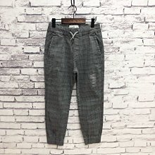 Maple麋鹿小舖 abercrombie&fitch ＊ a&f 男孩款灰色格紋縮口休閒長褲 ＊ ( 現貨7/8號 )