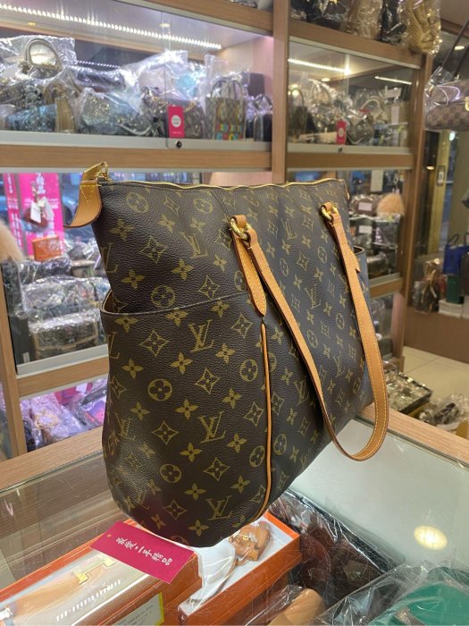 ☆最愛二手精品☆ LV LOUIS VUITTON 字紋老花雙口袋天心包肩背包托特包 M56690 C3542 Totally GM