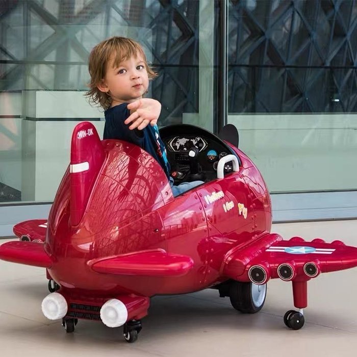 現貨免運 飛機造型 兒童電動車 雙馬達 皮椅機翼可折疊 可甩尾 靈活轉向 兒童電動飛機 兒童超跑 電動車 玩具車 遙控車 9.9成新