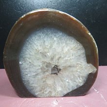 【競標網】高檔巴西天然正色瑪瑙水晶洞1.24公斤(網路特價品、原價1600元)限量一件