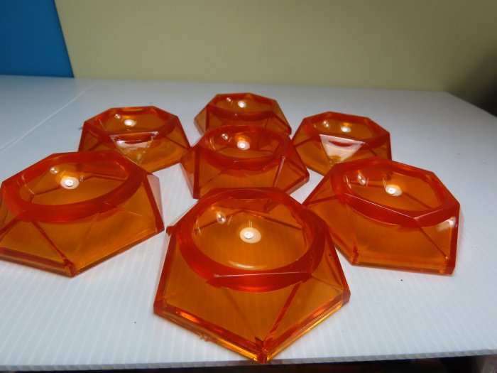 【競標網】高級漂亮橘色壓克力擺設造型球座40mm7個(大)(天天超低價起標、價高得標、限量一件、標到賺到)