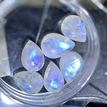 小極品-水滴蛋面方藍光彩光藍 月光石 原石 吊墜11~16mm（原礦墜子）•點點水晶•