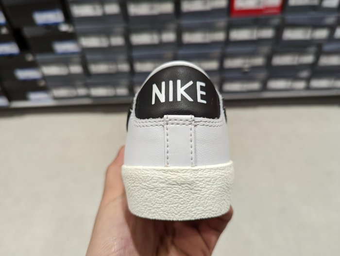 南◇2021 4月 Nike Blazer Low 77 白色黑勾 麂皮 女款 DC4769-102 瘦子 ESO婁峻碩