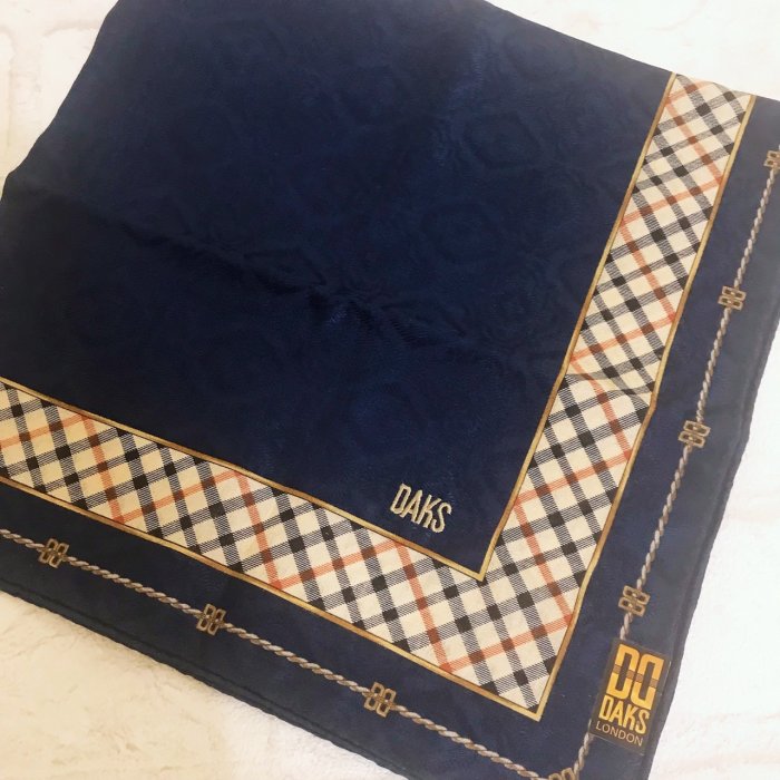 名牌男用手帕 DAKS POLO 全棉100% 日本製 高級紳士 經典男士手帕 純棉手絹 簡單型 老式手絹  [玩泥巴]