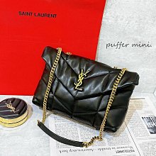 二手旗艦 YSL 黑色 MINI PUFFER 金LOGO 信封包 斜背包 (中友店)