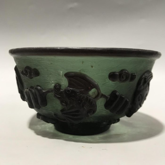 珍藏 琉璃浮雕精品 五福臨門碗尺寸 口徑 12.8cm，高6.5cm  240   ，8287