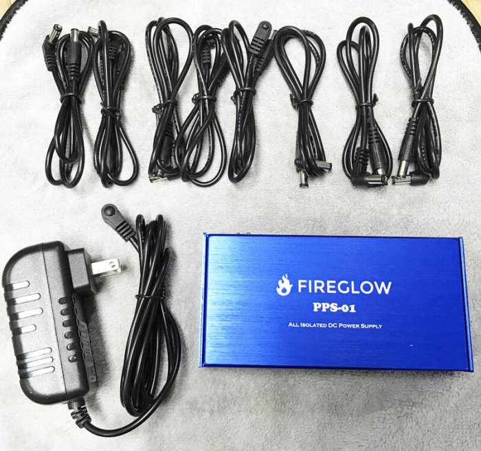 優品匯音樂配件FIREGLOW PPS-01 8路91218V 單塊效果器電源好物推薦