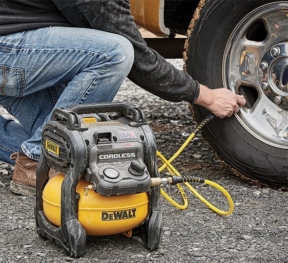 含稅【新宇五金工具行】美國 DEWALT 得偉 DCC2560T1 60V 無刷馬達充電式空壓機！(特價)