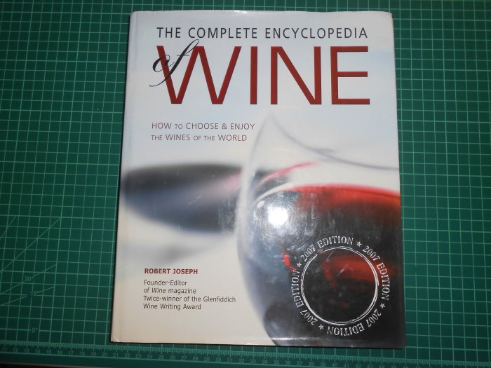 《 THE CMPLETE ENCYCLOPEDA OF WINE~ 葡萄酒的完整百科全書》精裝大本【CS超聖文化2讚】