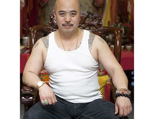 raymond_chow_sitting.jpg