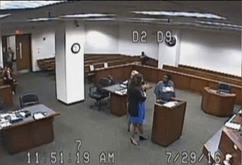 Judge slams jail officials for allowing female defendant to front court with no pants Jail3