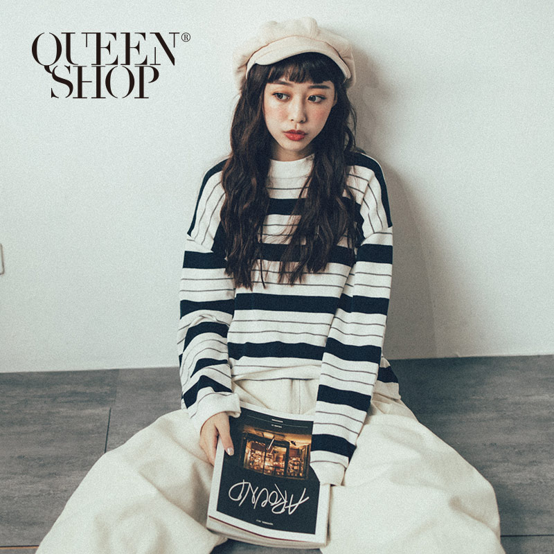 Ｑｕｅｅｎ Ｓｈｏｐ【01012300】百搭粗細條紋捲邊設計長袖毛衣 兩色售＊現+預＊