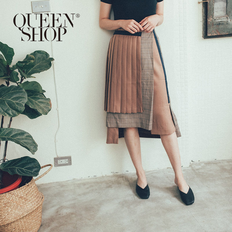 Ｑｕｅｅｎ Ｓｈｏｐ【03010750】配色格紋拼接造型百褶裙＊現+預＊