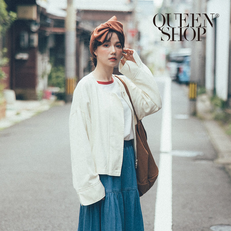 Ｑｕｅｅｎ Ｓｈｏｐ【02071127】休閒百搭素色拉鍊外套 兩色售＊現+預＊