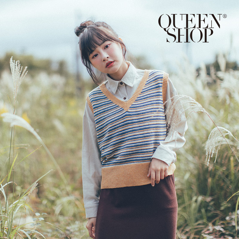 Ｑｕｅｅｎ Ｓｈｏｐ【01012361】V領條紋配色針織背心 兩色售＊現+預＊