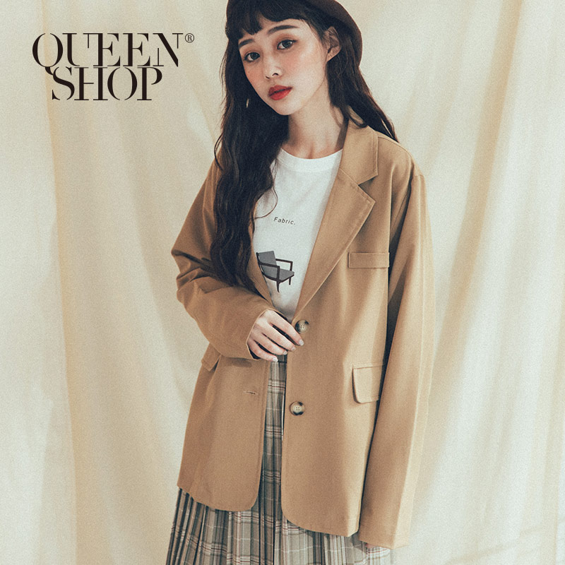 Ｑｕｅｅｎ Ｓｈｏｐ【02030335】琥珀釦素色西裝外套 兩色售＊現+預＊