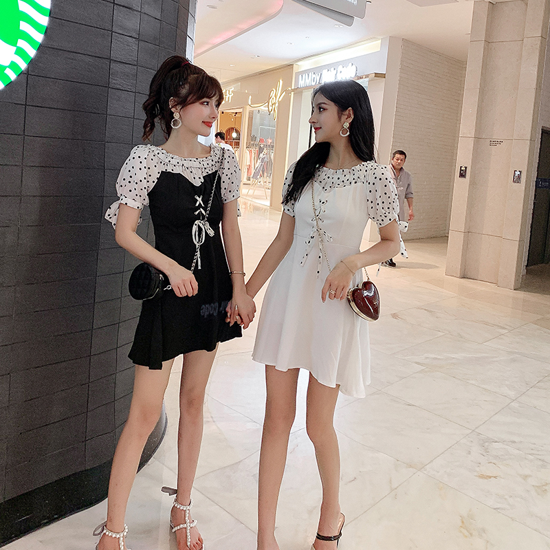 VK旗艦店 韓國風性感一字領波點拼接收腰系帶短袖洋裝