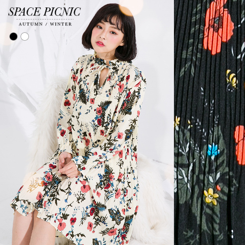 洋裝 Space Picnic｜花邊領胸綁繩百摺長袖洋裝(現貨)【C1701141】