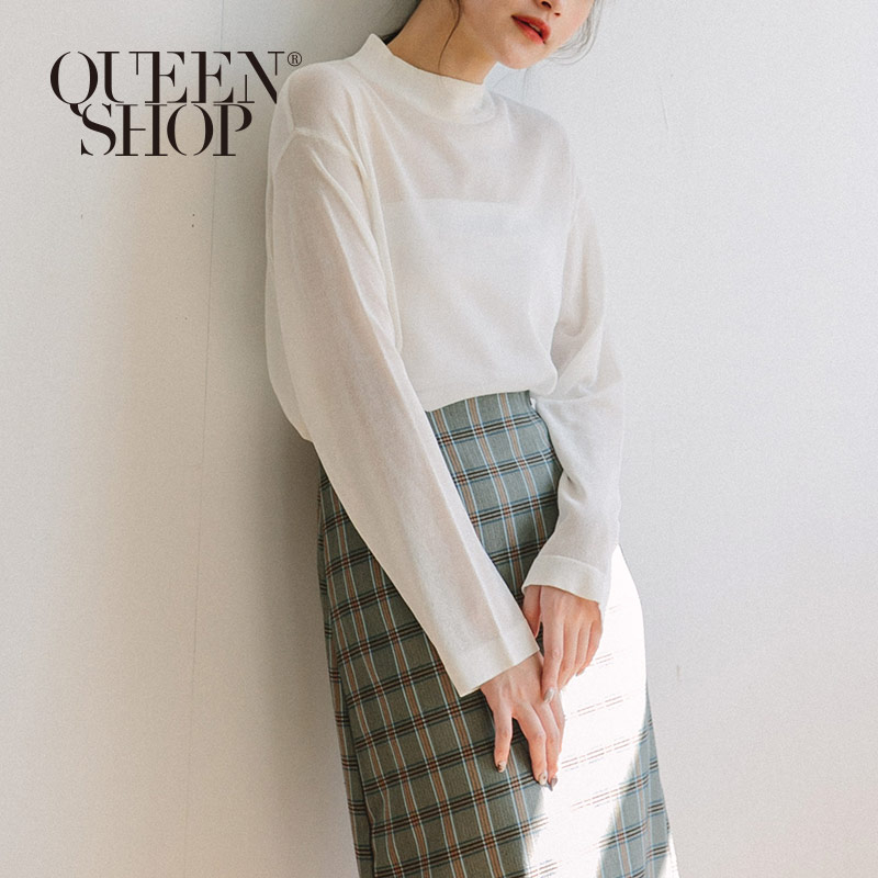 Ｑｕｅｅｎ Ｓｈｏｐ【01012323】小高領微透針織上衣 兩色售＊現+預＊