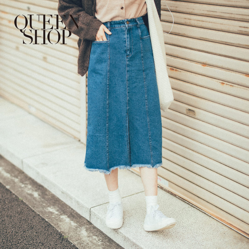 Ｑｕｅｅｎ Ｓｈｏｐ【03020577】高腰開岔抽鬚牛仔裙 S/M/L＊現+預＊