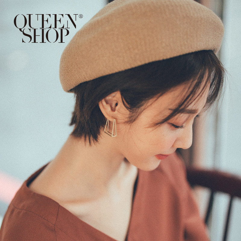 Ｑｕｅｅｎ Ｓｈｏｐ【07030587】金屬鏤空方形造型耳針式耳環＊現+預＊